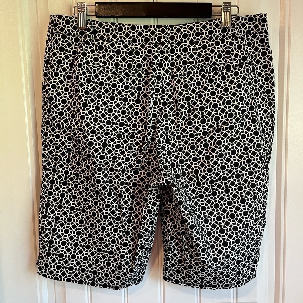 JESSICA Dream Fit Black & White Bermuda Shorts 12 - Picture 3 of 7